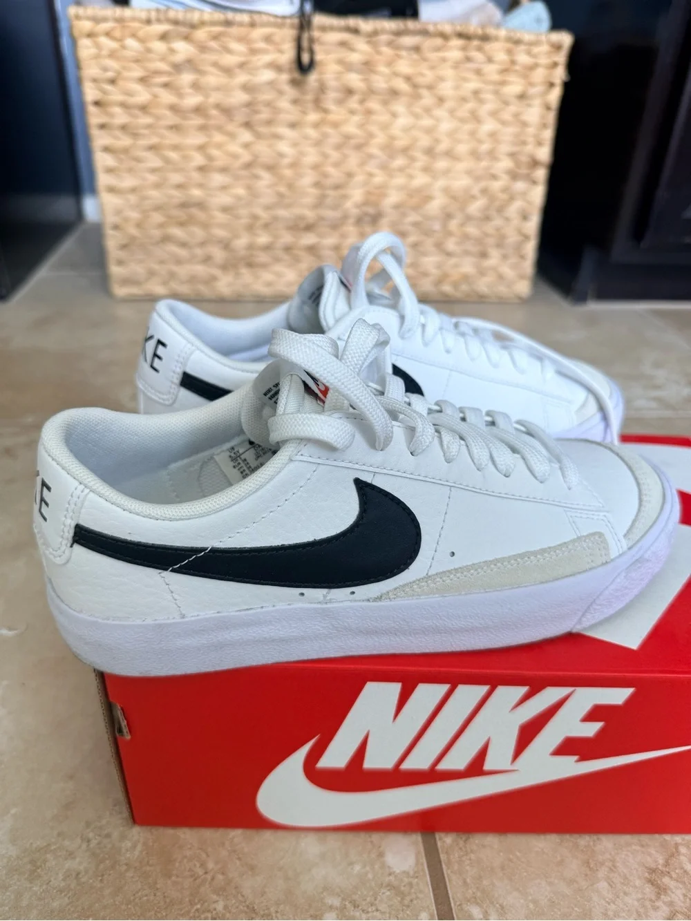 Nike White Low-Top Blazers Sneakers with Black Swoosh
